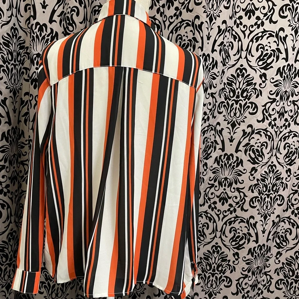 LAST CHANCE SALE! 🌸 Stripes shirt - Picture 6 of 8